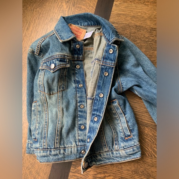 LEVI’S Trucker Denim Classic Snap Jacket Medium Wash Toddler Size 4T EUC - Picture 7 of 16